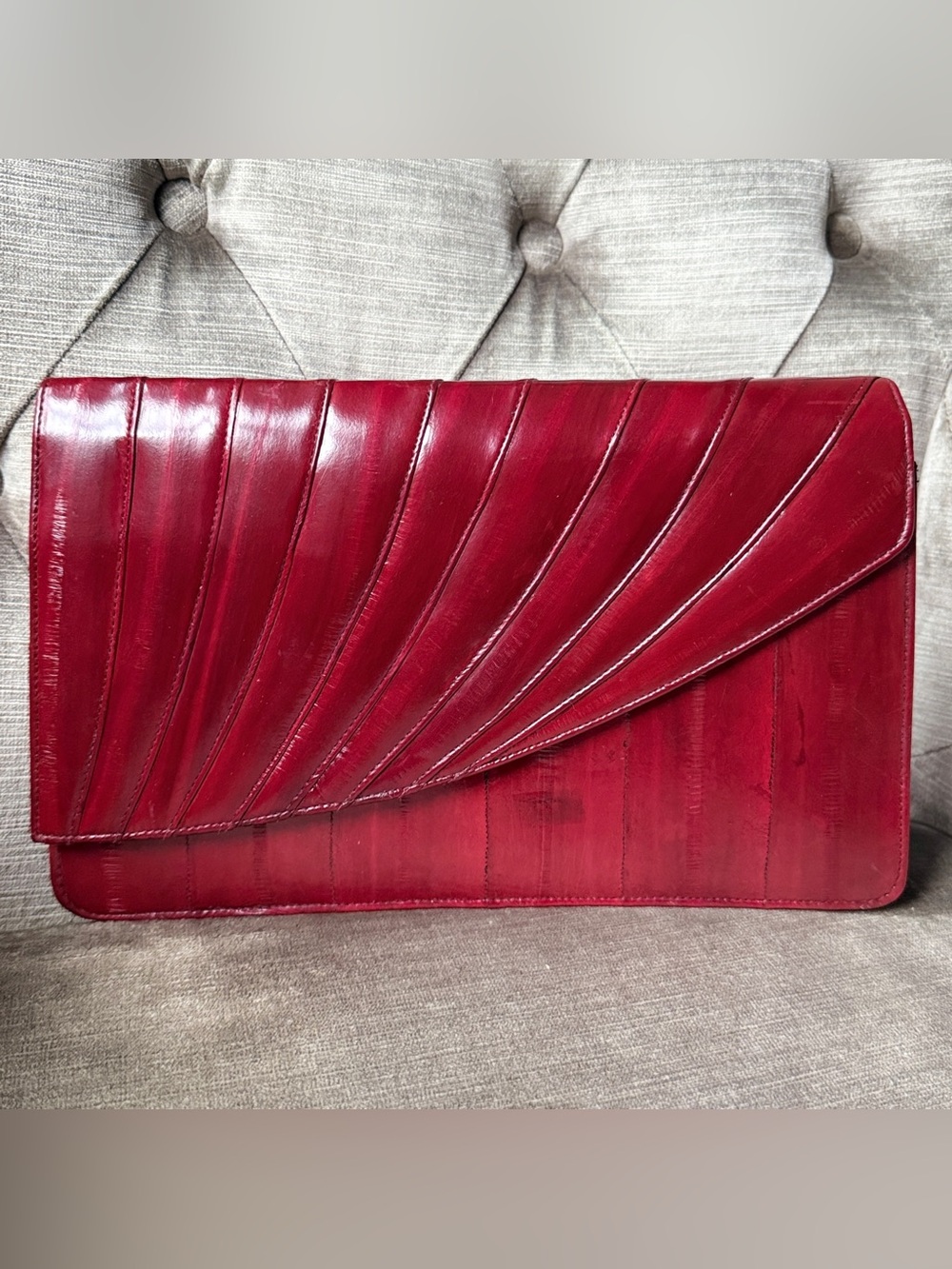 Lee Sands Vintage Red Genuine Eel Skin Fan Pleat Envelope Evening Clutch Bag 80s